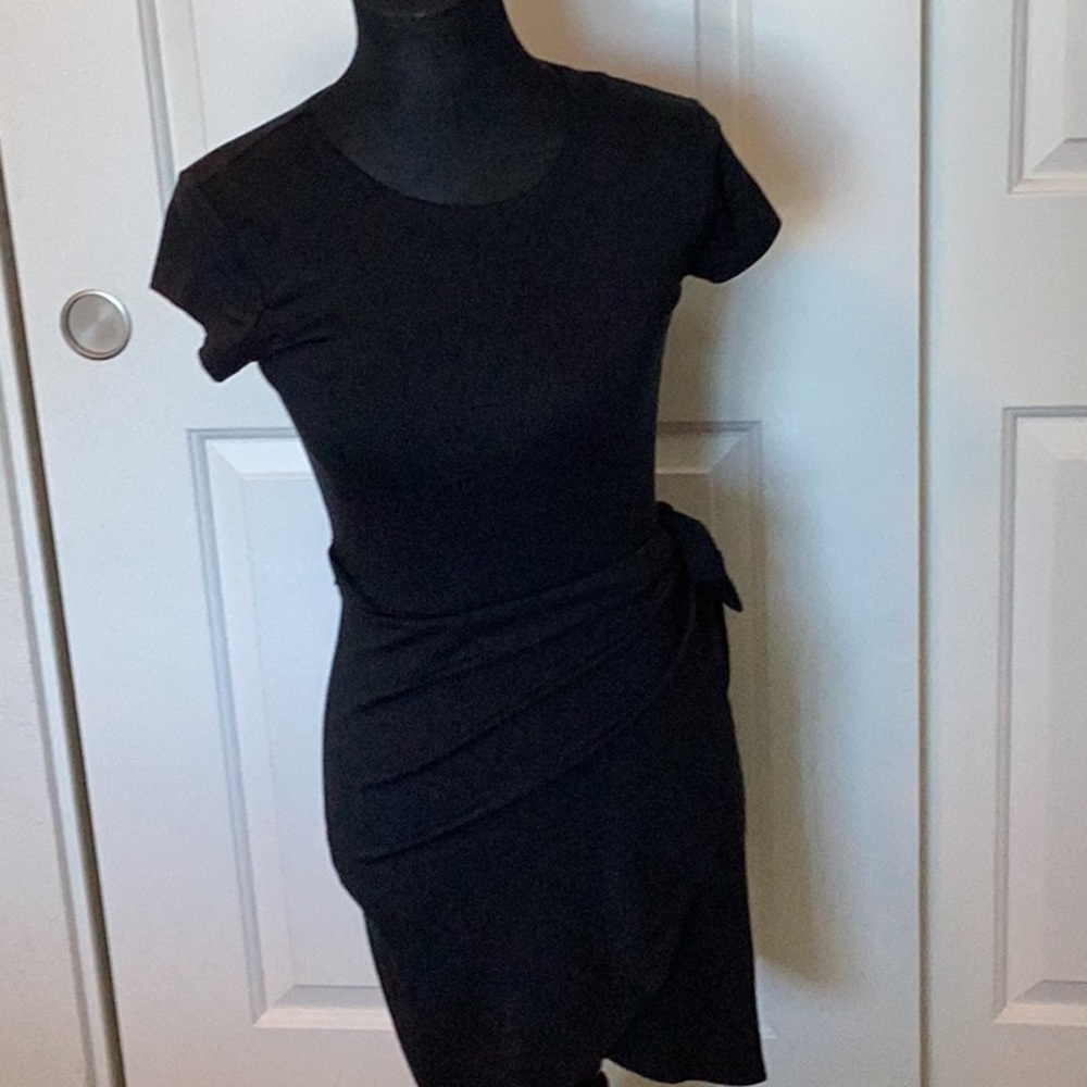Wilfred Faux Wrap Dress S Black side tie